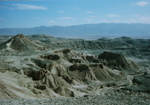 Kirsten K&ouml;tter: Site-specific Painting, W&uuml;ste Negev, 2008