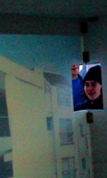 Kirsten K&ouml;tter: Wohnmaschine, 2002, Installation (Projektionsbox 200 &times; 200 &times; 200 cm, f&uuml;r vier Projektionen)